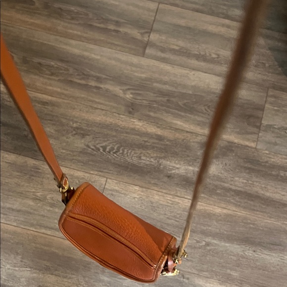 Dooney & Bourke Tan Leather Crossbody Bag - Picture 5 of 16